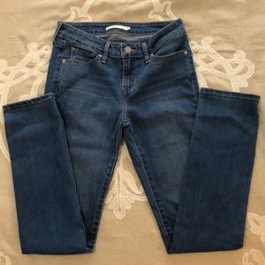 ⚡️ Levi Slim Jeans ⚡️